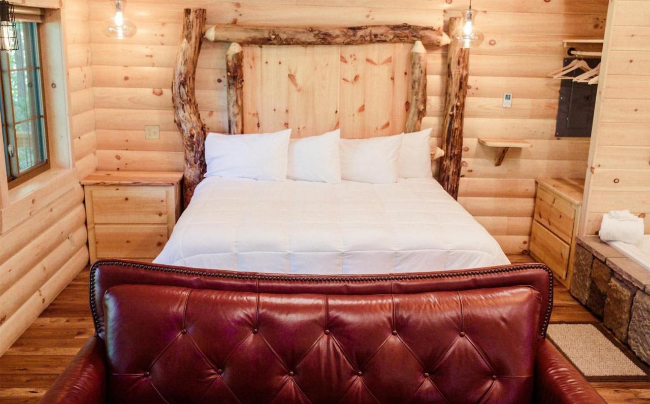 Cricket Hill Treehouse By Amish Country Lodging Millersburg Extérieur photo